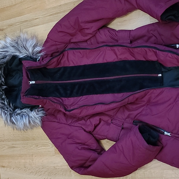 Free Country puffer coat w removable zipper fur hoodie maroon color size small - Picture 8 of 12